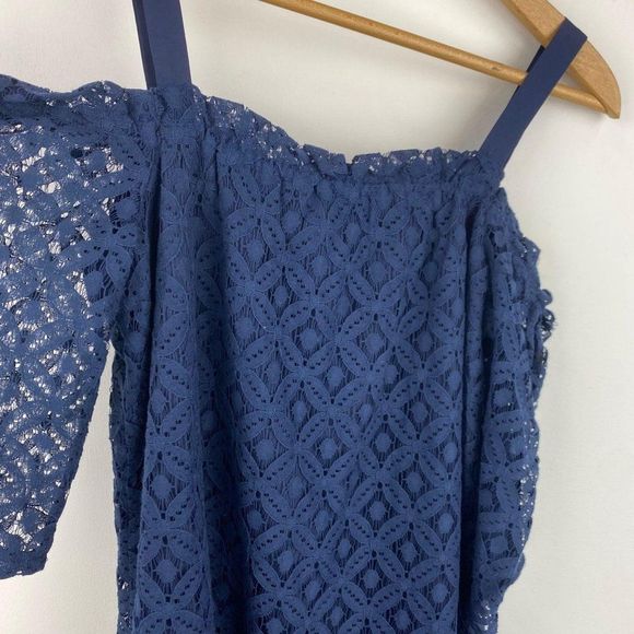 BCBGENERATION Off Shoulder Lace Dress NWT - Picture 4 of 7